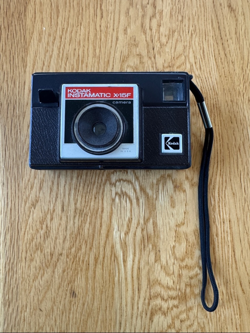 Vintage Kodak Instamatic X-15F Point & Shoot Film Camera made in USA  80s